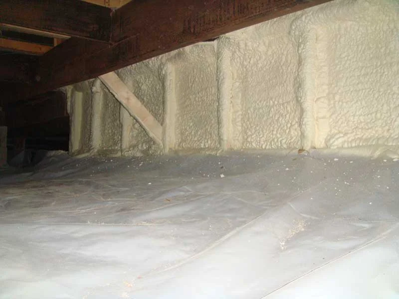 crawl space spray foam insulation